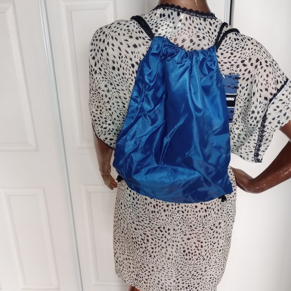 Blue adult size drawstring bag - Picture 2 of 4